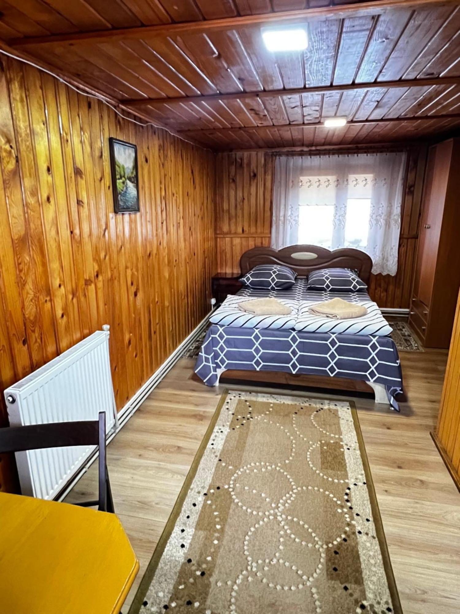 Pid Playem Villa Volovets Buitenkant foto