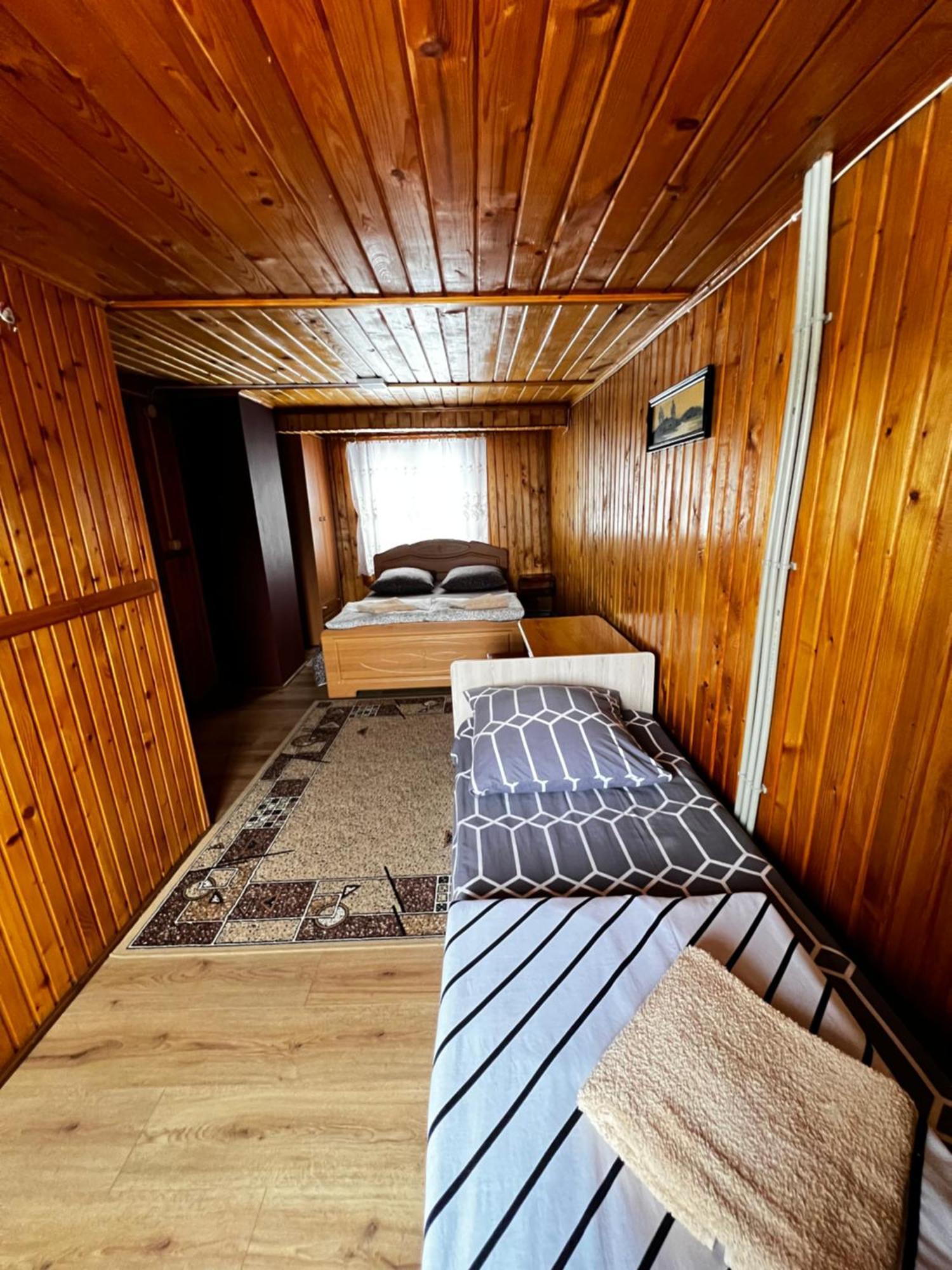 Pid Playem Villa Volovets Buitenkant foto